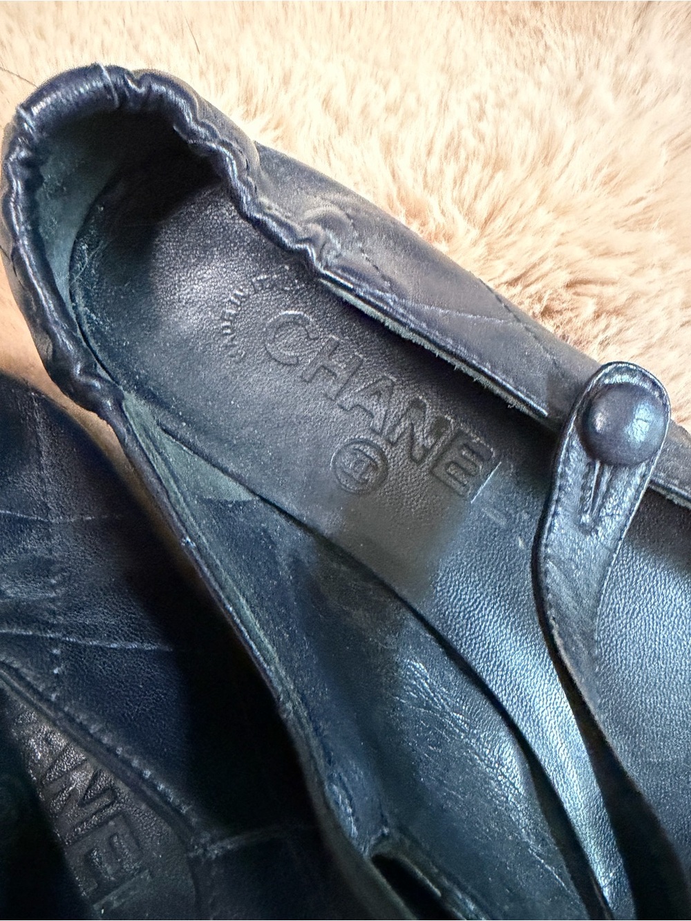 Authentic Chanel Navy Quilted Leather CC Mary Jane Flats EU 37 - Picture 15 of 16